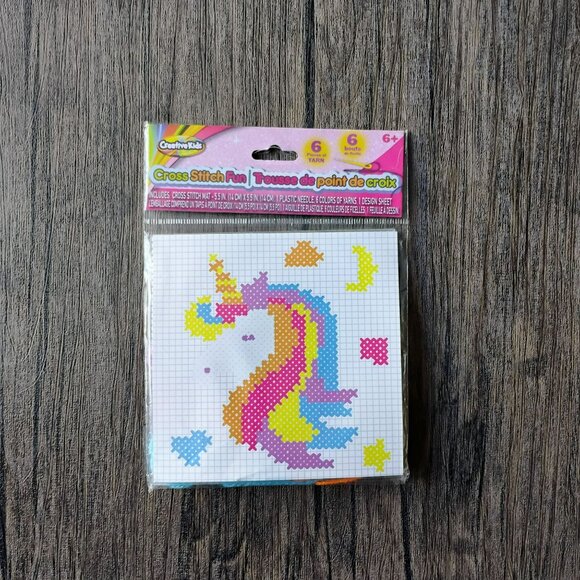 Unicorn Cross Stitch Kit, Creative Kids Fun 6 Yarn Rainbow Colors Craft Set NEW - Picture 4 of 4